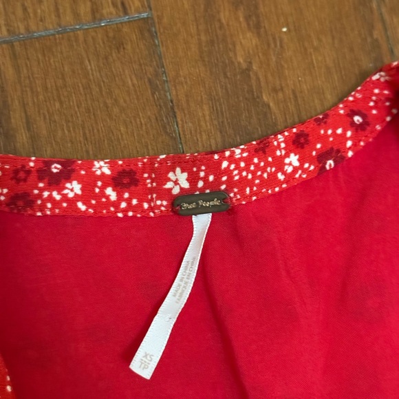 Free People XS Red floral mini dress boho cottagecore puff sleeve lace trim - Picture 4 of 6